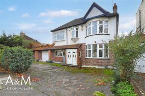 86, Stradbroke Grove, Clayhall, Ilford IG5 0DP