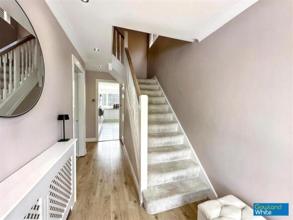 3 bed Semi-Detached for sale Image 11