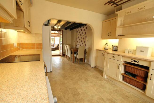 Accommodation that flows