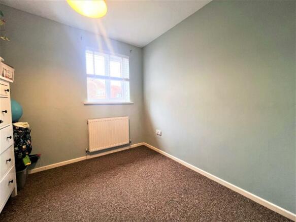 Bed 3.jpg