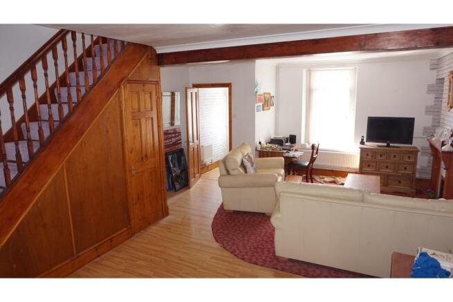 Lounge/Dining Room
