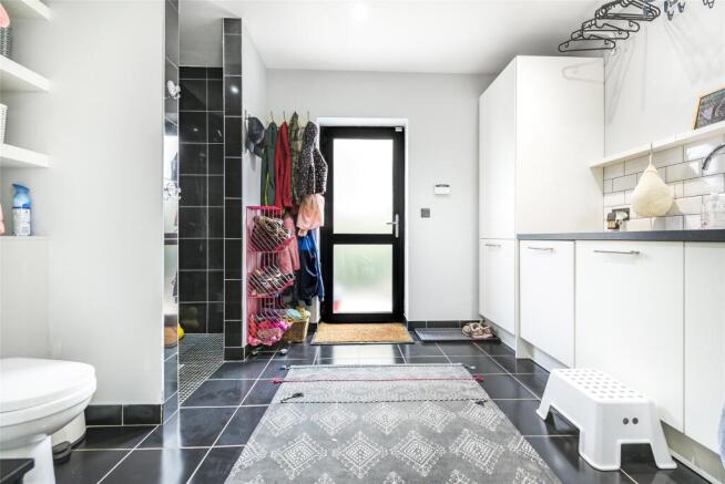 Utility/Wc/Shower