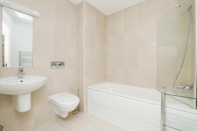 1 bed Flat for sale Image 9