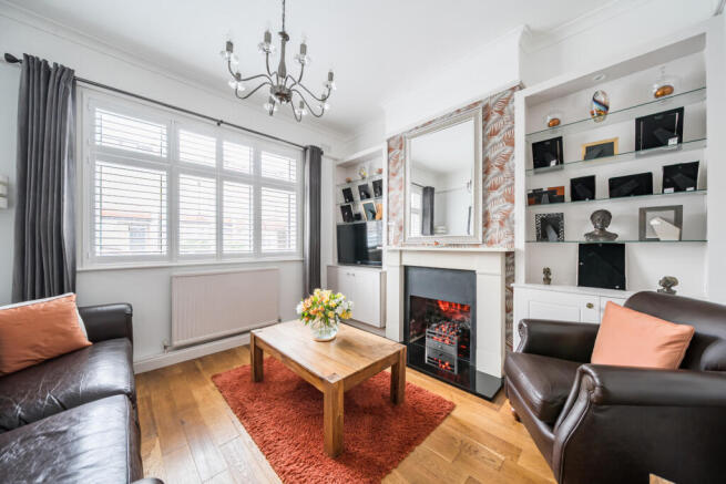 1387034-1-6931a08...