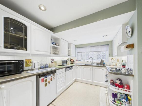Kitchen/Breakfast Area