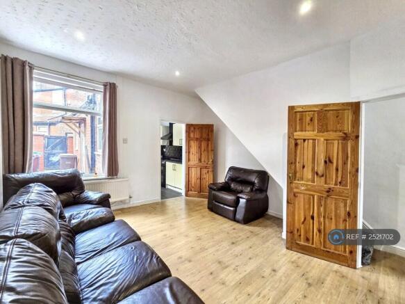 Dining/Living Room 