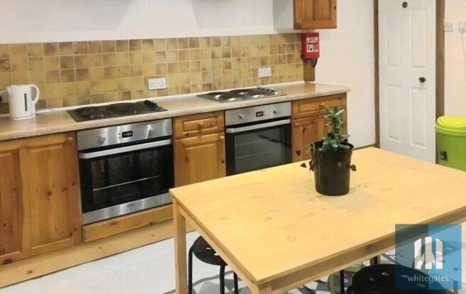 1 bed House Share to rent Image 5