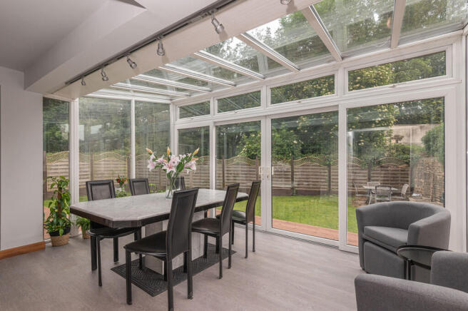 5 bed Detached Bungalow for sale Image 5