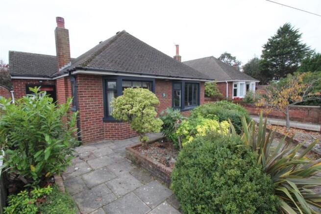 Weeton Avenue, Front 1.JPG