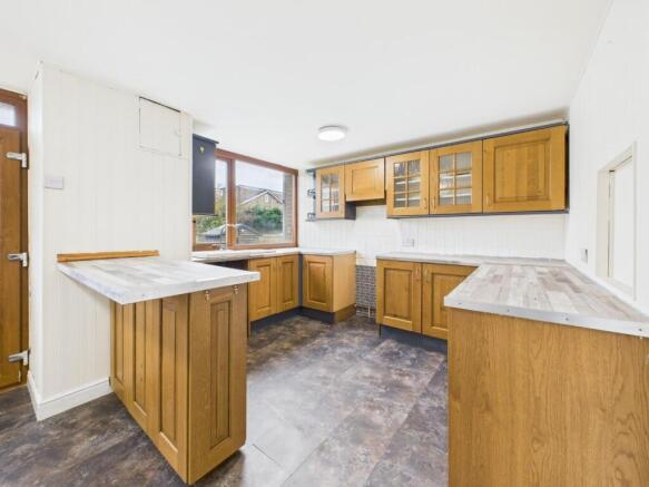 3 bed Town House for sale Image 4