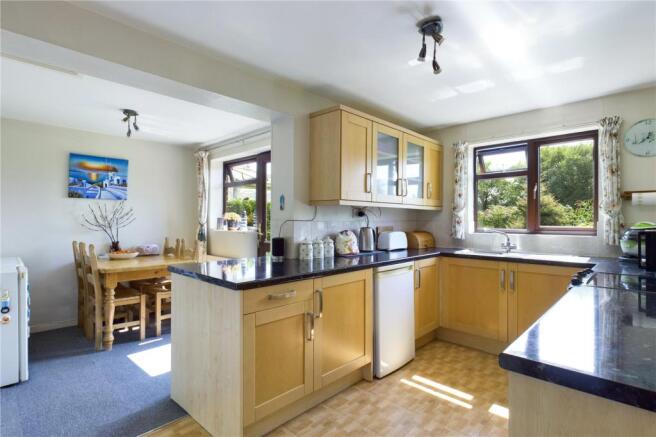 Kitchen / Breakfast