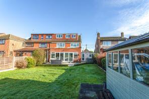 Fairholme, The Hurst, Winchfield, Hook RG27 8DF