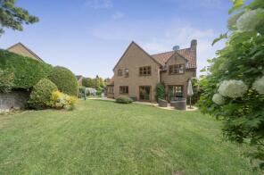 69 Seasons, Cranbourne Drive, Winchester SO21 2ES