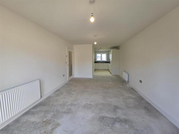 2 bed Semi-Detached Bungalow for sale Image 12