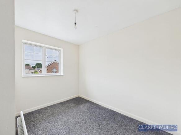 3 bed Semi-Detached for sale Image 8