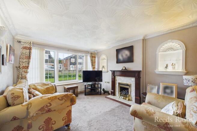3 bed Detached for sale Image 9