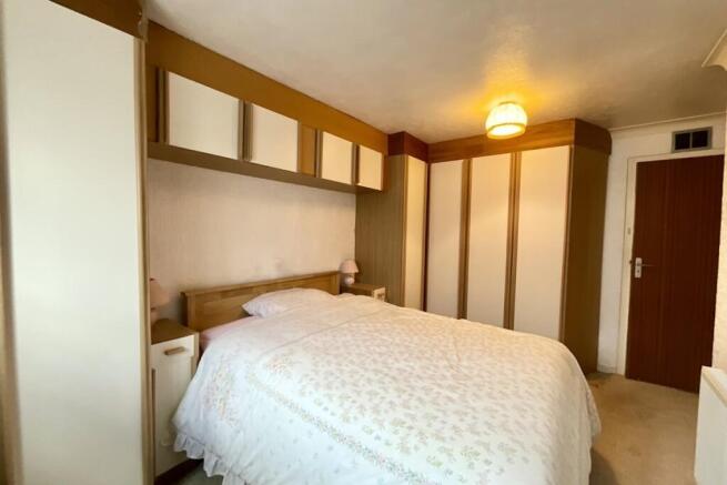2 bed Bungalow for sale Image 8