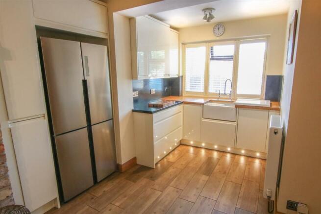 OPEN PLAN LIVING DINING KITCHEN