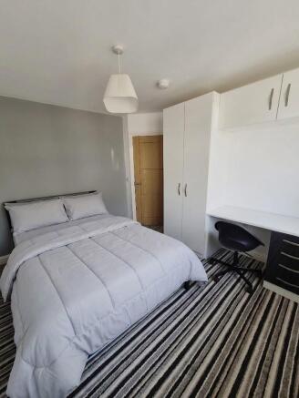 FLAT 8