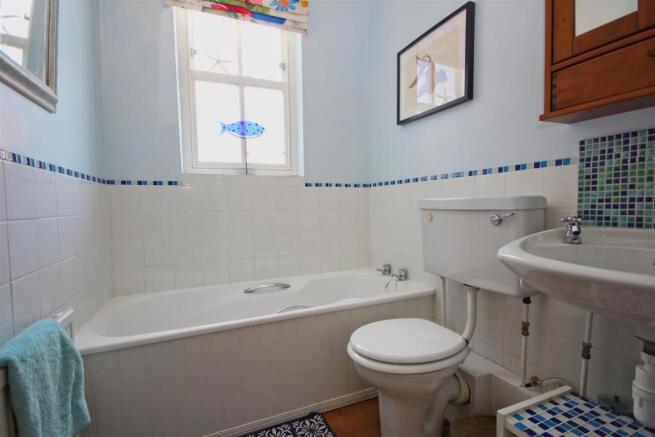 use 4 carisbrook av 12.jpg