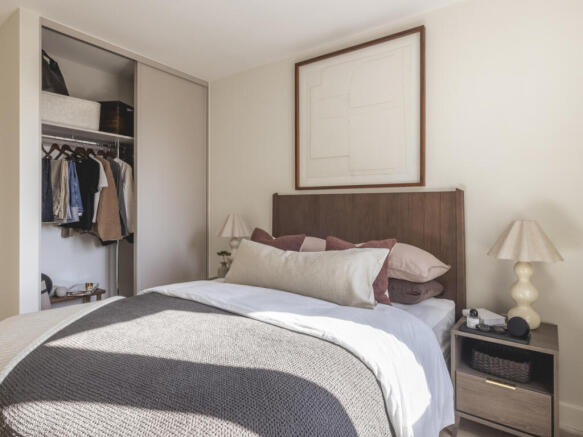 Low Res Billy Bolton Greystar Pearl Yard Amenities+Dog 043 HDR