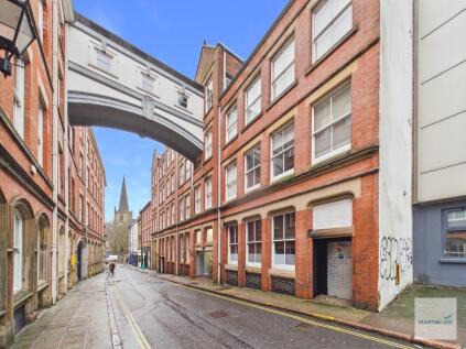 Drapers Bridge, Hounds Gate