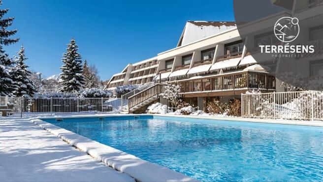 Photo 3