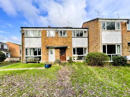 Pinewood Park, Farnborough, Hampshire, GU14