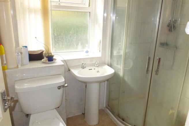 Shower Room.JPG