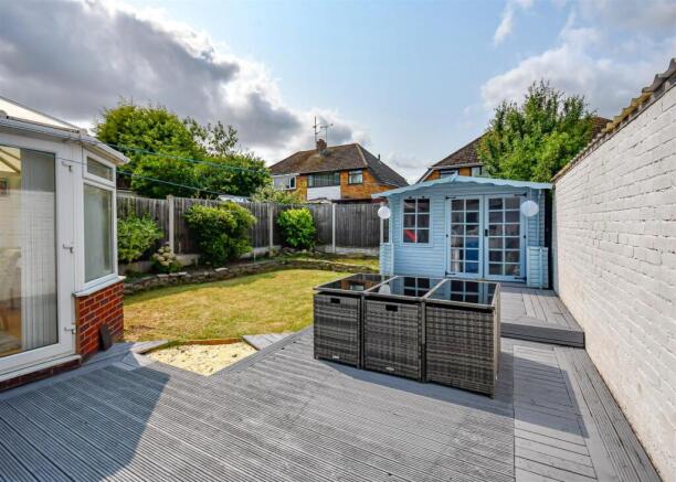 3 Chapel Close-External (3).jpg