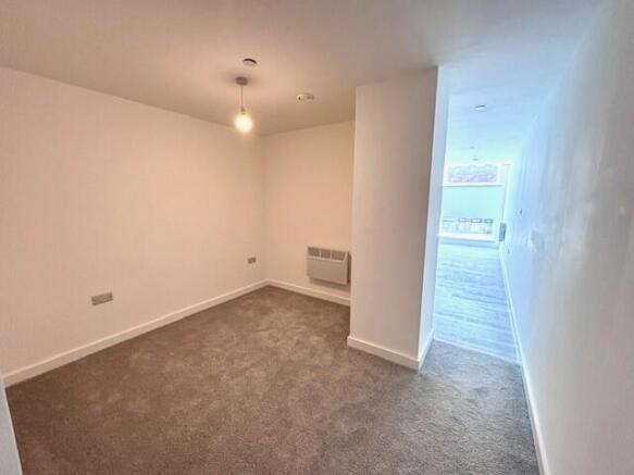 1 bed Flat to rent Image 4