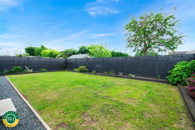 4 bed Detached for sale Image 4