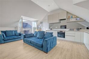 7, Hawkley Mews, Chapel Street, Billericay CM12 9FX