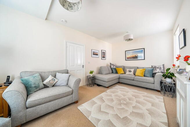 4 bed Detached for sale Image 9