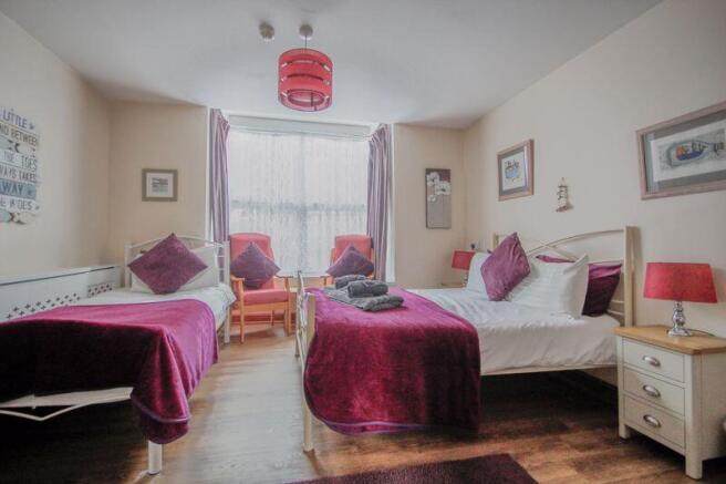 6 bed Terraced for sale Image 5