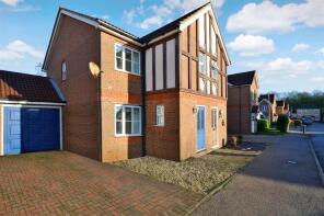 66, The Chilterns, Great Ashby, Stevenage SG1 6AZ