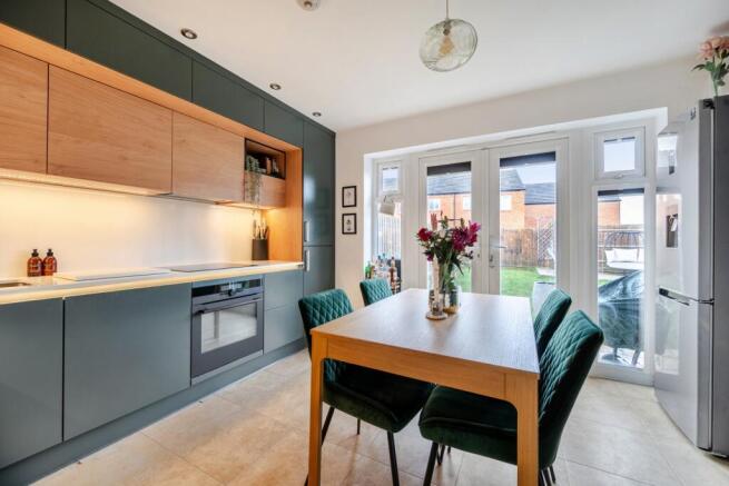 1398017-5-696a10348363b