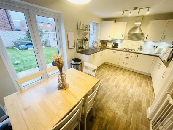 Kitchen / Diner