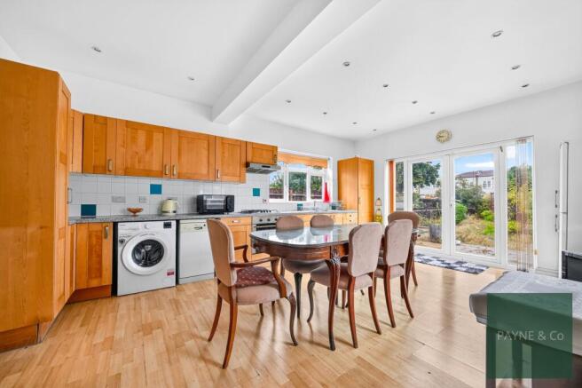 Kitchen / Dining