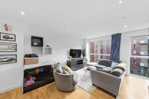 16, 14 Karner House, Logan Close, Stratford, London E20 1EZ