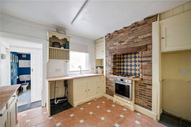 2 bed Terraced for sale Image 3