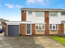9, Suffolk Close, Little Lever, Bolton BL3 1XJ