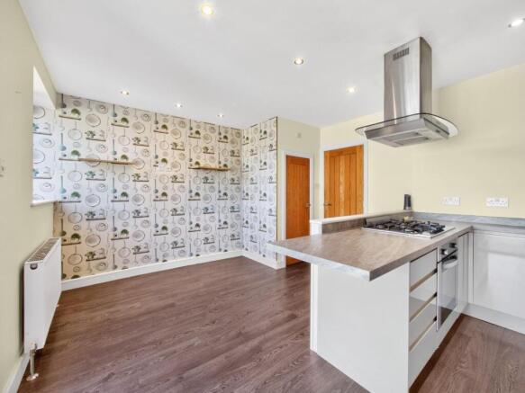 3 bed Terraced for sale Image 7