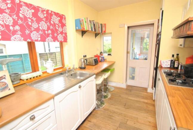 KITCHEN.jpg