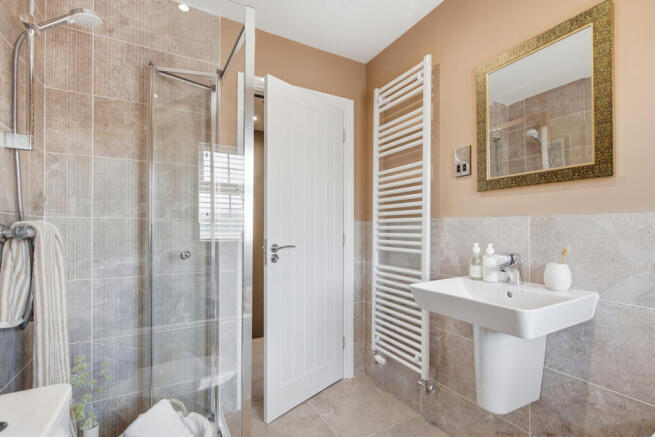 2 bed Semi-Detached for sale Image 10