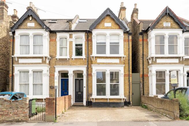 3-bed flat on Melville Road, Walthamstow, £625,000