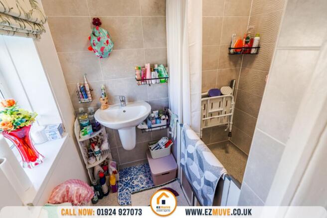 3 bed Semi-Detached for sale Image 10