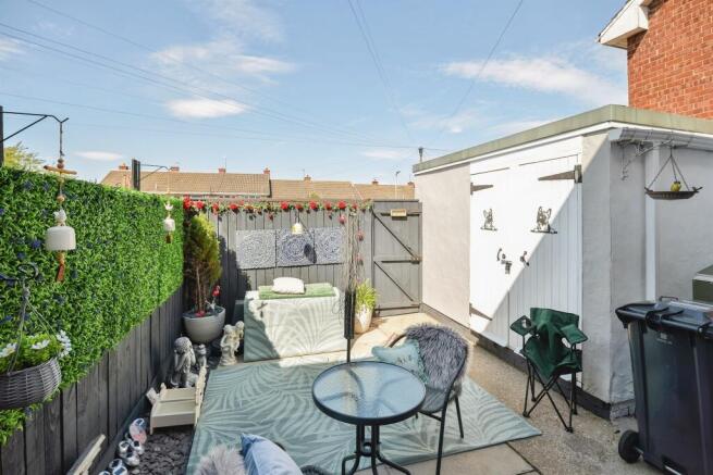 2 bed End of Terrace for sale Image 12