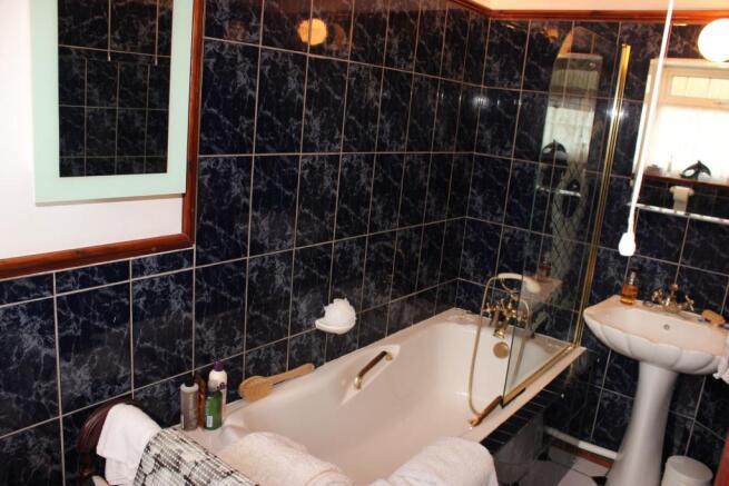 Ensuite