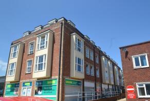 7, 52 Market Place, South Street, Newport PO30 1JQ